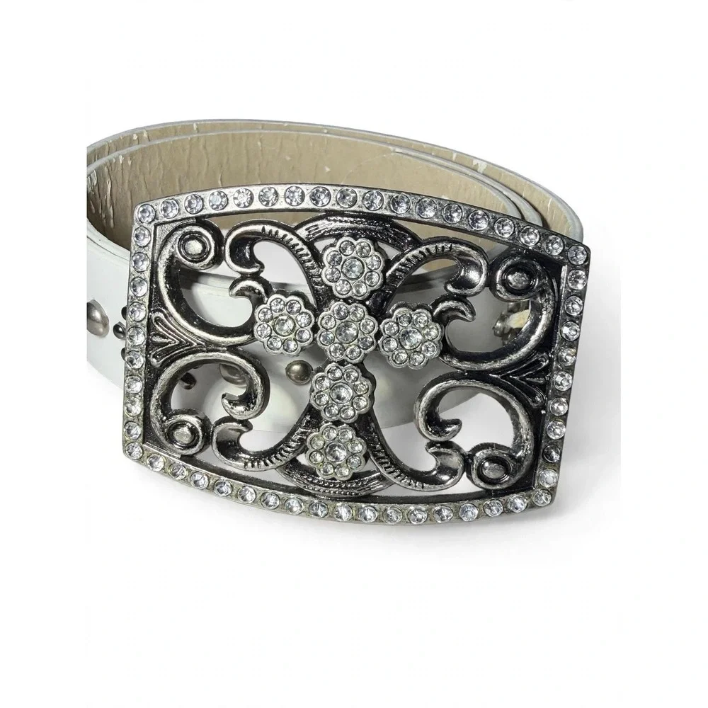 Guess White Studded Rhinestone Belt Silver Filigree Buckle Small FJ52778 Western